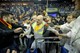 Riot na basketu. Fanoušci Galatasaraye řádili v Berlíně. Utkání Euroligy začalo s hodinovým zpožděním...