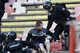  Vlka na Balkn! Fanouci Crven Zvezdy se pi derby servali s fzlama.