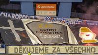 Chachai zavzpomnali na zesnulho Cviertnu