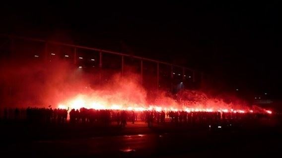 /titleImg/fanousci-feyenoordu-uctili-vyroci-umrti-sve-modly/1/3792.jpg?width=570