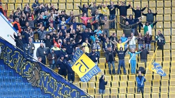 /titleImg/fk-teplice-dynamo-ceske-budejovice-sektor-15/1/4891.jpg?width=570