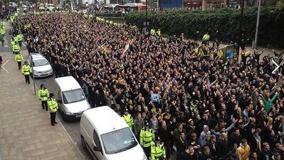 /titleImg/fotoreport-manchester-city-borussia-dortmund/1/4423.jpg?width=570