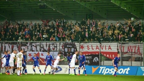 /titleImg/fotoreport-mfk-karvina-sk-slavia-praha/1/7956.jpg?width=570