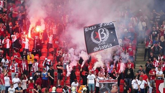 /titleImg/fotoreport-sk-slavia-praha-fk-jablonec/1/8419.jpg?width=570