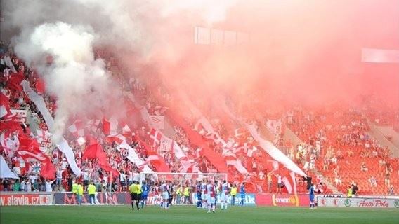 /titleImg/fotoreport-slavia-praha-zbrojovka-brno-5-0/1/4294.jpg?width=570
