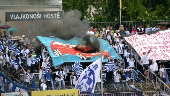 /titleImg/fotoreport-zbrojovka-brno-1fc-slovacko/1/4994.jpg?width=570