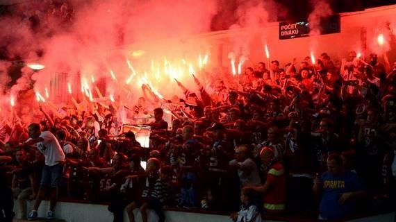 /titleImg/hokej-vyhlasil-valku-vulgarizmum-ultras-a-pyru/1/8115.jpg?width=570