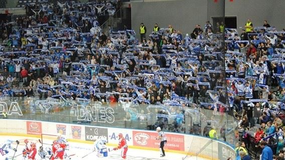 /titleImg/hokejova-nedele-slavia-x-kometa-a-sparta-x-kladno/1/4651.jpg?width=570