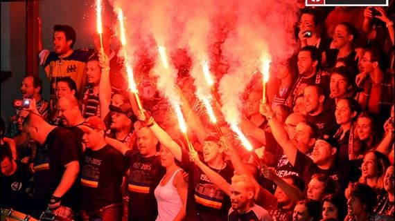 /titleImg/hokejova-sparta-se-rozloucila-s-holesovickou-halou/1/7096.jpg?width=570