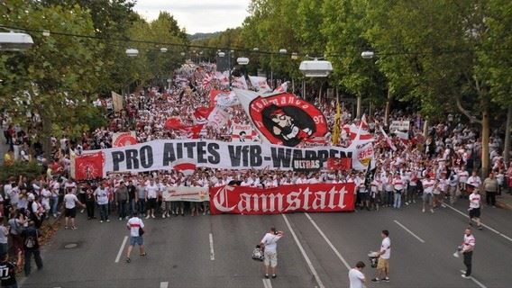 /titleImg/karawane-cannstatt-tradicni-pochod-fanousku-vfb/1/4302.jpg?width=570