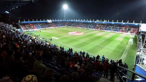 /titleImg/lonske-finale-se-promenilo-v-hromadnou-bitku/1/4051.jpg?width=570