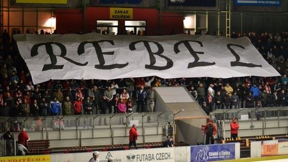 /titleImg/navstivili-jsme-hokejovou-bitvu-o-vysocinu/1/3742.jpg?width=570