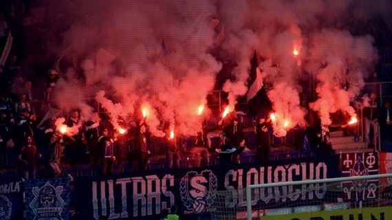 /titleImg/pohled-na-tribuny-30-kola-prvni-fotbalove-ligy/1/8823.jpg?width=570