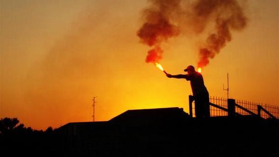/titleImg/pyrotechnika-trestnym-cinem-jiz-od-pristi-sezony-/1/3954.jpg?width=570