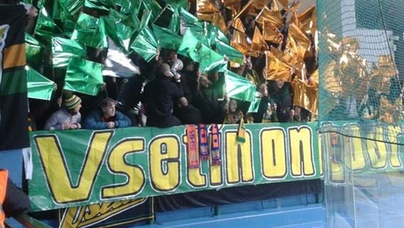 /titleImg/rozhovor-s-fanousky-hokejoveho-vsetina/1/8615.jpg?width=570