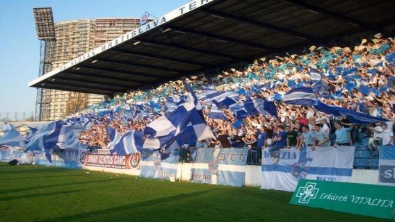 /titleImg/slovenske-derby-pred-prazdnimi-tribunami-/1/4463.jpg?width=570