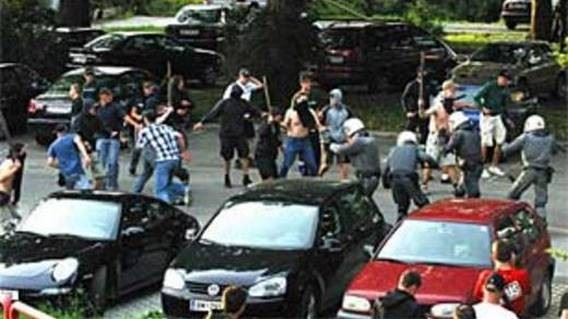/titleImg/soud-poslal-vudce-rapid-ultras-do-vezeni/1/3810.jpg?width=570