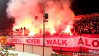 Tisc fanouk Widzewu na pedzpasovm trninku