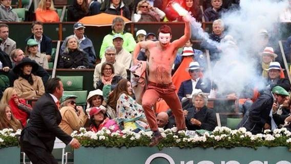 /titleImg/to-se-jen-tak-nevidi-pyro-na-finale-french-open/1/5015.jpg?width=570