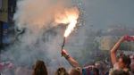 Tribuna Sever se Zl�nem p�ed branami Edenu