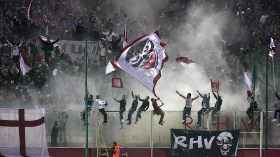 /titleImg/tribuny-ve-svete-13-tyden-fotky-videa/1/3985.jpg?width=570