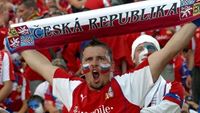 Ultras z cel na zem vzpamatujte se...