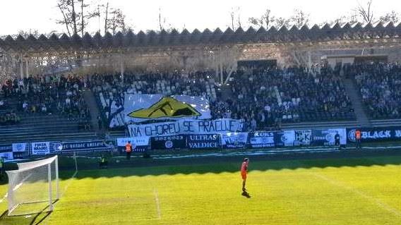 /titleImg/v-hradci-kralove-dva-napisy-choreo-a-pyro-foto/1/3976.jpg?width=570