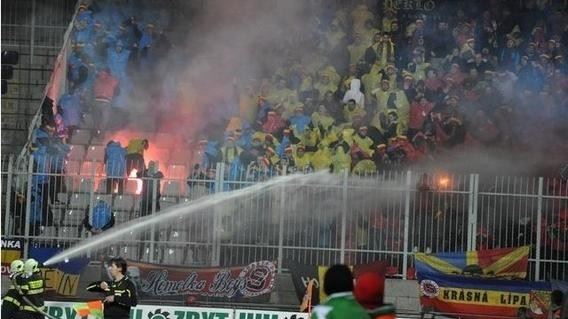 /titleImg/v-jablonci-chorea-pyro-a-radili-hasici-video/1/3725.jpg?width=570