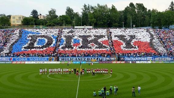 /titleImg/v-ostrave-zazili-v-sobotu-pravy-fotbalovy-svatek/1/5013.jpg?width=570