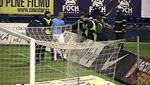 VIDEO: Jak V�clav Sv�rko� zachr�nil fanou�ka